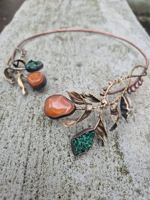 Carnelian and malachite open necklace 