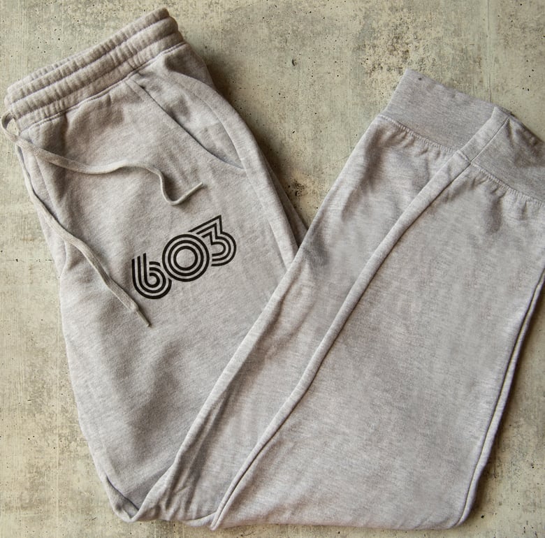 Image of Grey Men’s Retro 603 sweatpants 