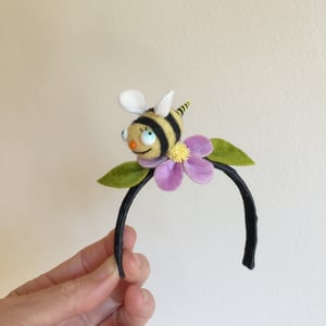 Image of Bumblebee Friend Headband for Blythe 2