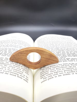 Image of White Oak Traveler Page Holder