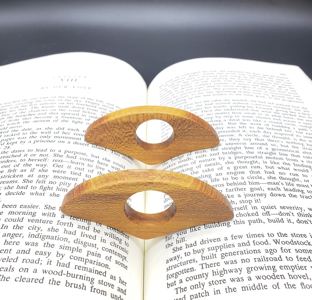 Image of Osage Orange (Hedge) Traveler Page Holder