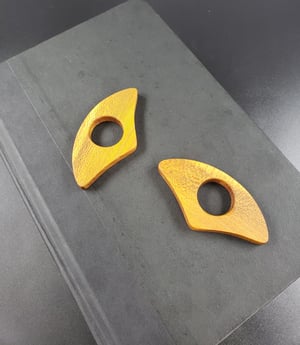 Image of Osage Orange (Hedge) Traveler Page Holder