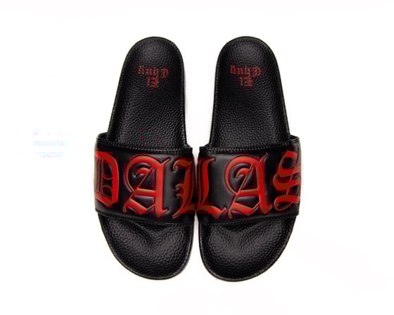 Image of DALLAS BLK/RED SLIDES (PREORDER)