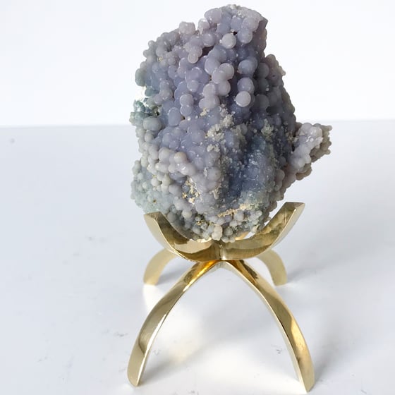 Image of Grape Agate no.179 + Brass Claw Stand