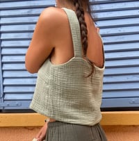 Image 4 of Anna