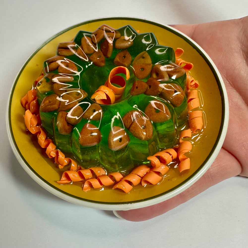 Image of Aunt Bethany’s Gelatin 1:3 scale 