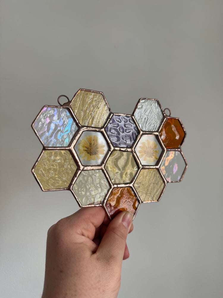 Honeycomb with Calendula