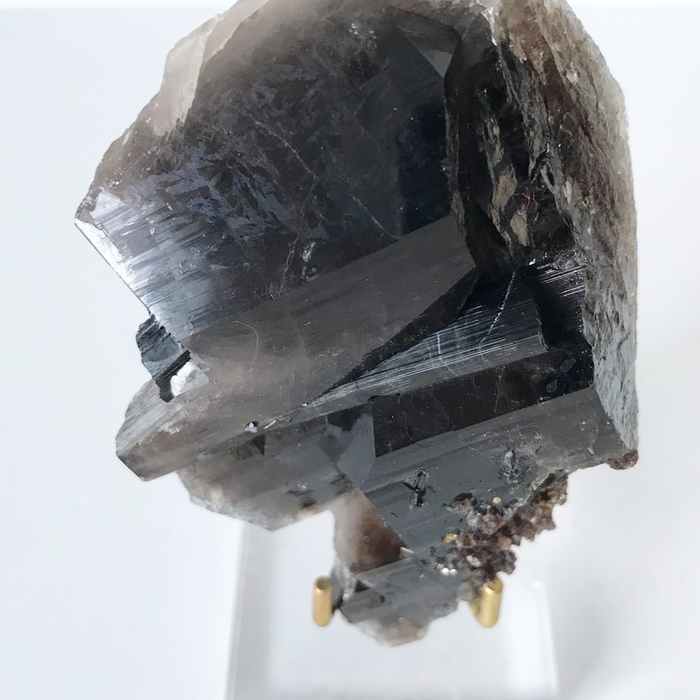 Image of Smoky Quartz/Tourmaline no.169 + Lucite and Brass Stand Pairing