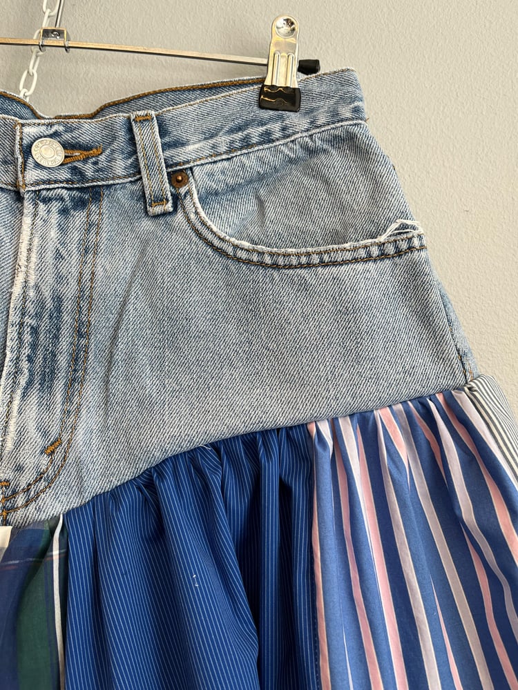 Image of Lykke nederdel med levis jeans (small)