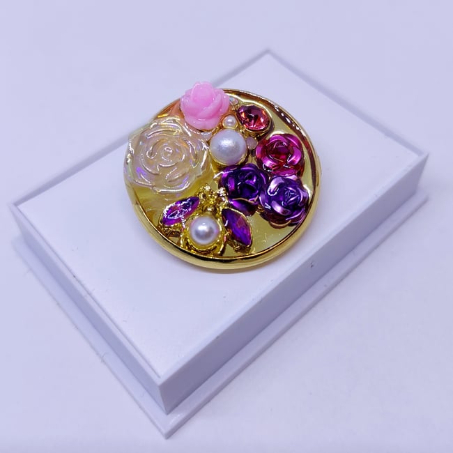 'purple wings' pin badge | gold