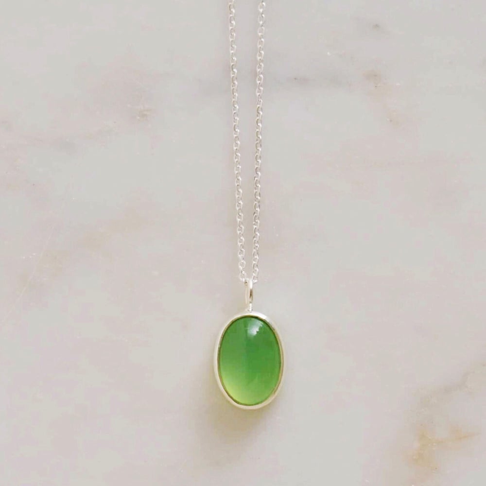Image of Green Chalcedony cabochon oval shape silver necklace