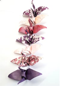 Image 1 of Guirlande Grues Prune/Cyclamen/Poudre