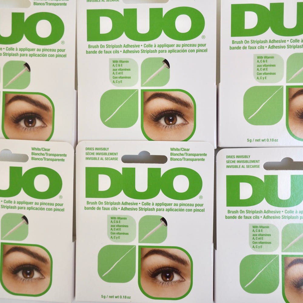 Image of Duo Brush On Striplash Adhesive- Clear 5g.  