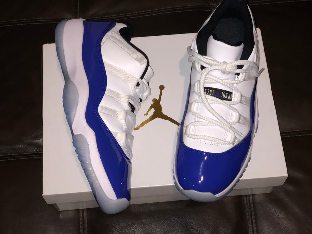 Air Jordan Retro 11 White Concord 