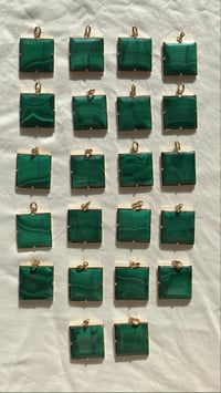 Image 1 of Collier Carré de malachite