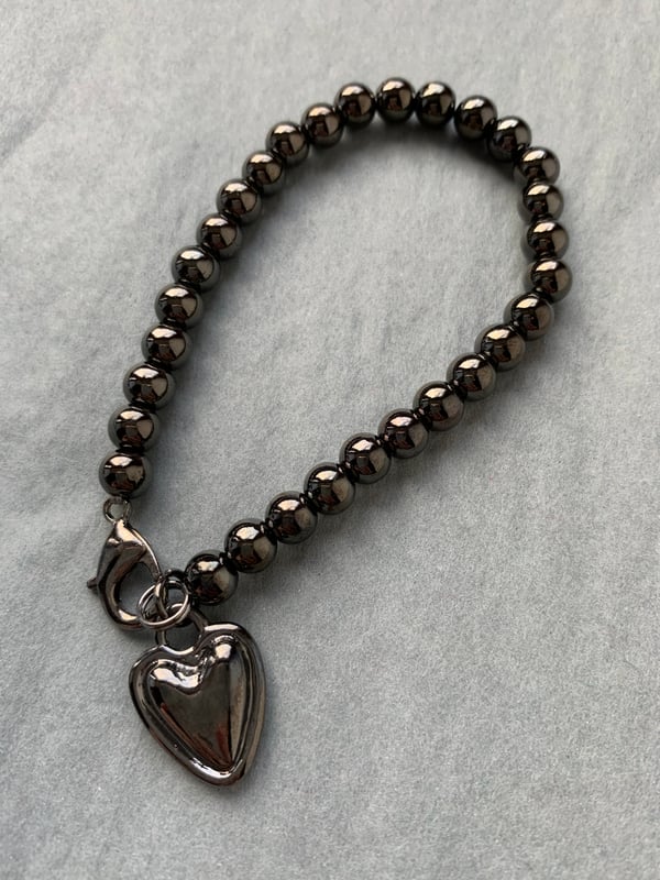 Image of Gunmetal Heart Bracelet