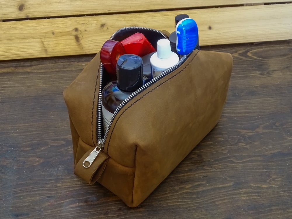 Image of No. 40 Dopp kit