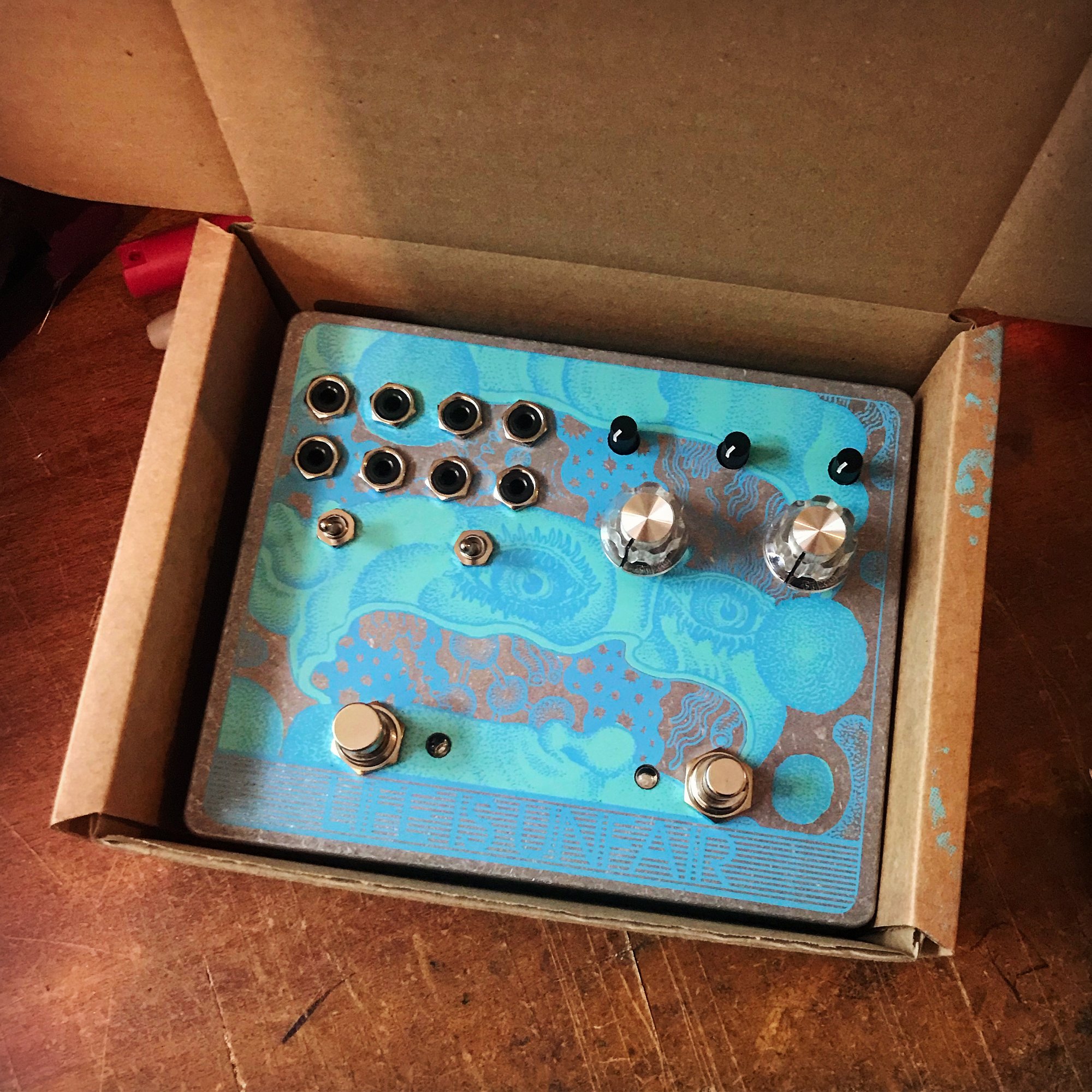 Synaptic Cleft - Semi-Modular Tremolo Unit | LIFE IS UNFAIR Synaptic Cleft - Semi-Modular Tremolo Unit | LIFE IS UNFAIR