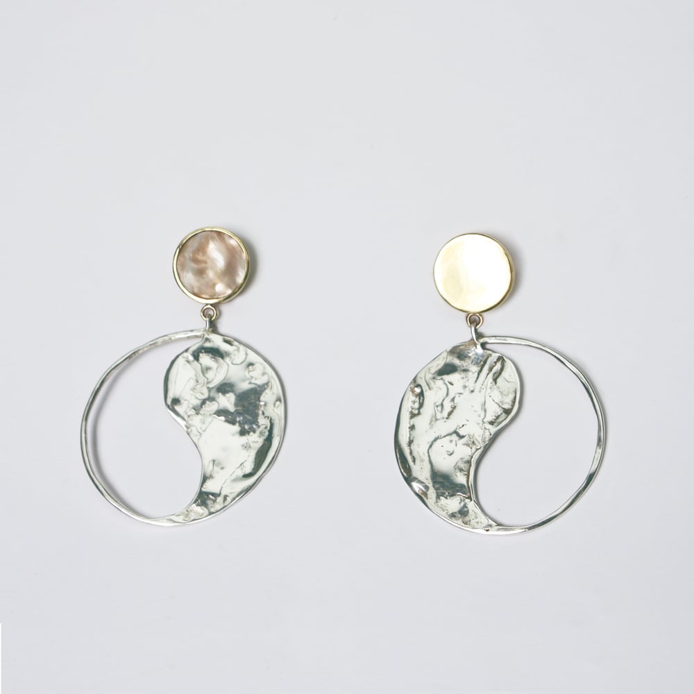 Image of Tao Earrings 