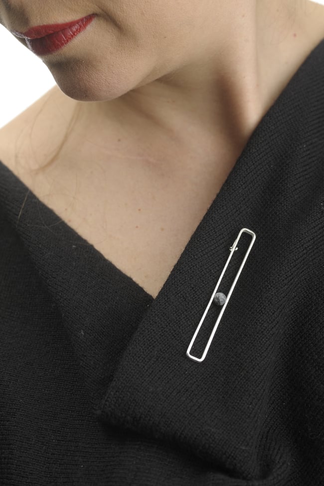 BROACH  silver - obsidian  #024-02