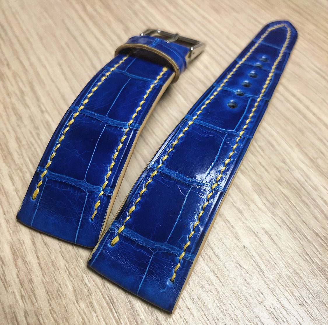 Image of Glazed Blue Alligator and Yellow saddle stitch watch strap