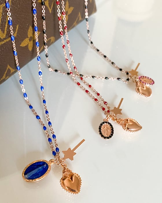 Image of ROSARIO SMALTATO CON CIONDOLI