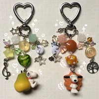 Image 2 of snoopy keychains ❨･¨⬮ྀིྀི⋆.𐙚 ̊!!