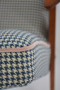 Image 5 of Fauteuils BUNNY pieds de poule