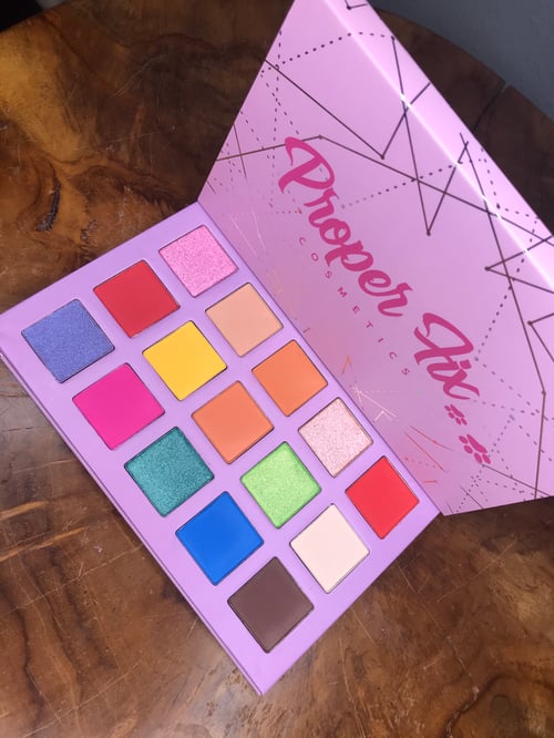 Image of SPRUNG OUT Eyeshadow Palette