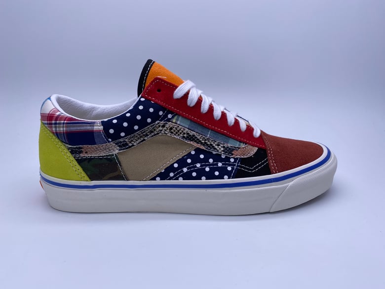 Image of VANS OLD SKOOL 36 DX