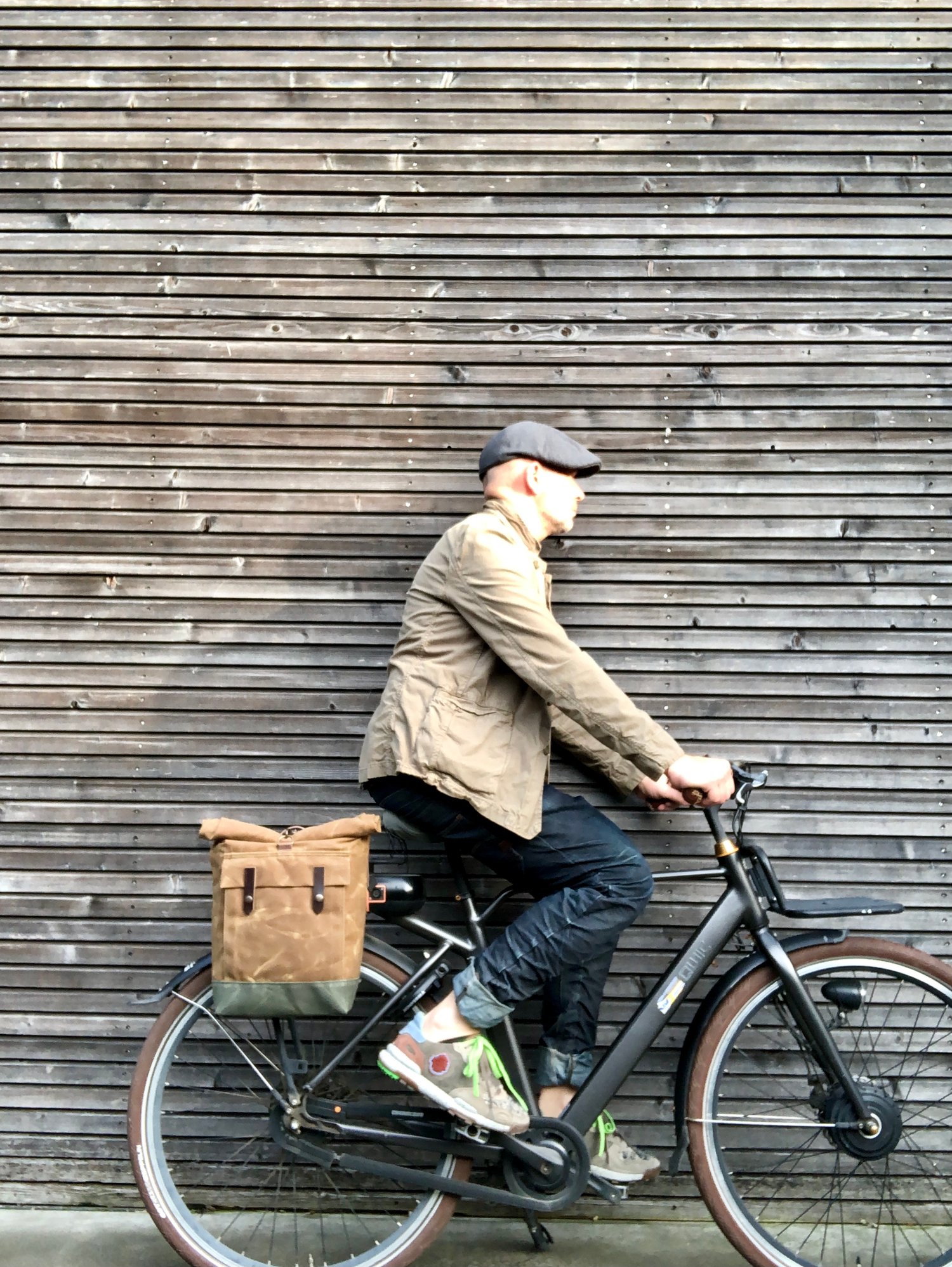 Image of Spice waxed canvas motorbike bag / Motorcycle bag / Bicycle bag in waxed canvas / Bike accessories