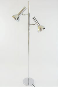 Image 2 of Lampadaire chromé deux lampes