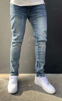 Image 1 of Kut Blue Jean
