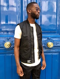 Image 1 of Bomber Sans Manches 