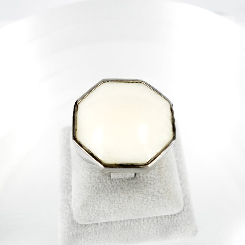 Image of Sterling silver large cocktail ring M2066