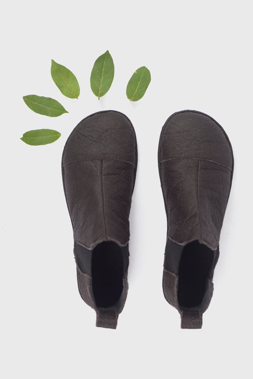 Image of Chelsea boots in Brown Pinatex®
