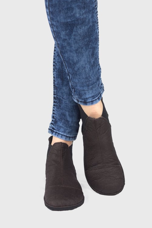 Image of Chelsea boots in Brown Pinatex®