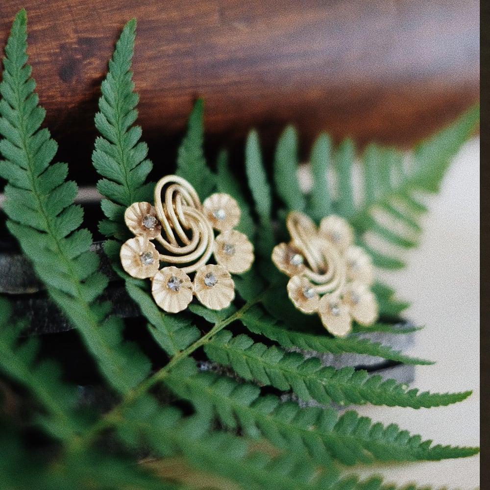 Image of Boucles d'oreilles DAPHNÉ plaquées or