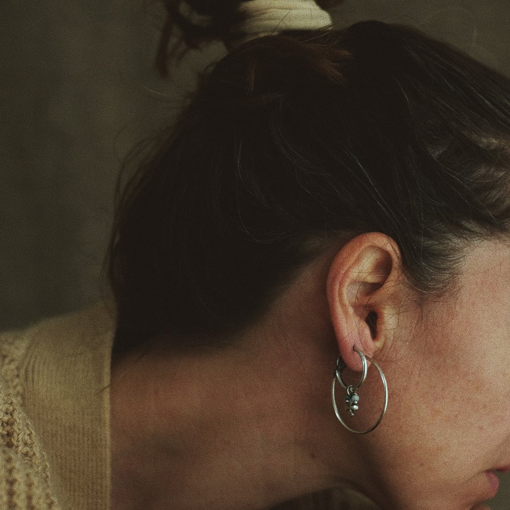 Image of Boucles d'oreilles JACQUELINE plaquées argent vieilli