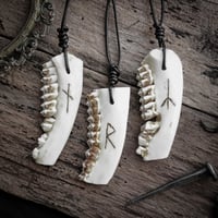 Rune Jaw Necklace 