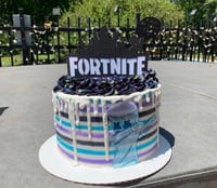 Fortnite cake topper 