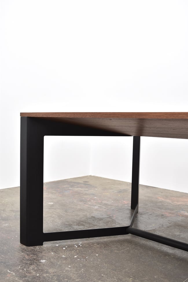WEDGE MEETING TABLE