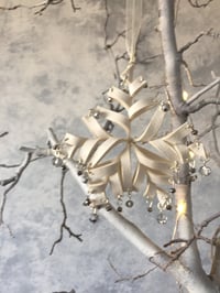 Image 2 of Single Snowflake decoration 