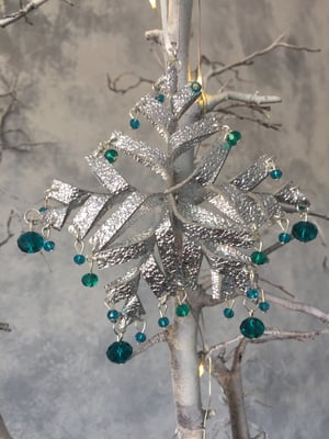 Image of Set of 3 snowflake decorations 