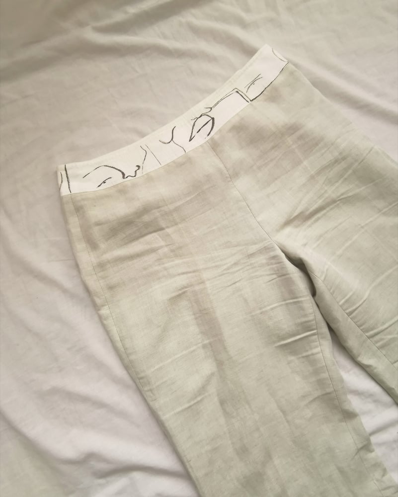 Image of pattern top trousers 