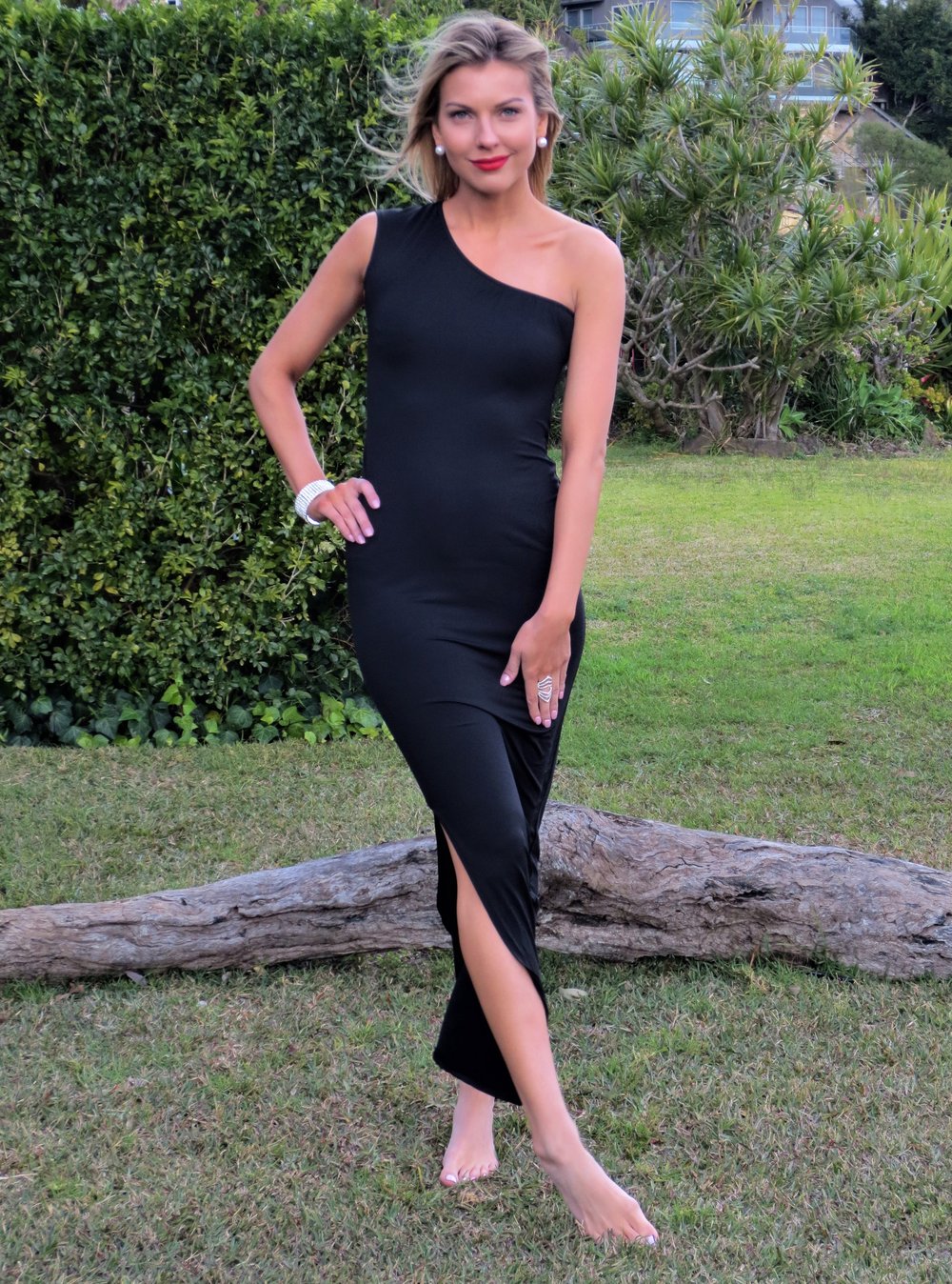 Image of "I'm Elegant Diva" Black Dress