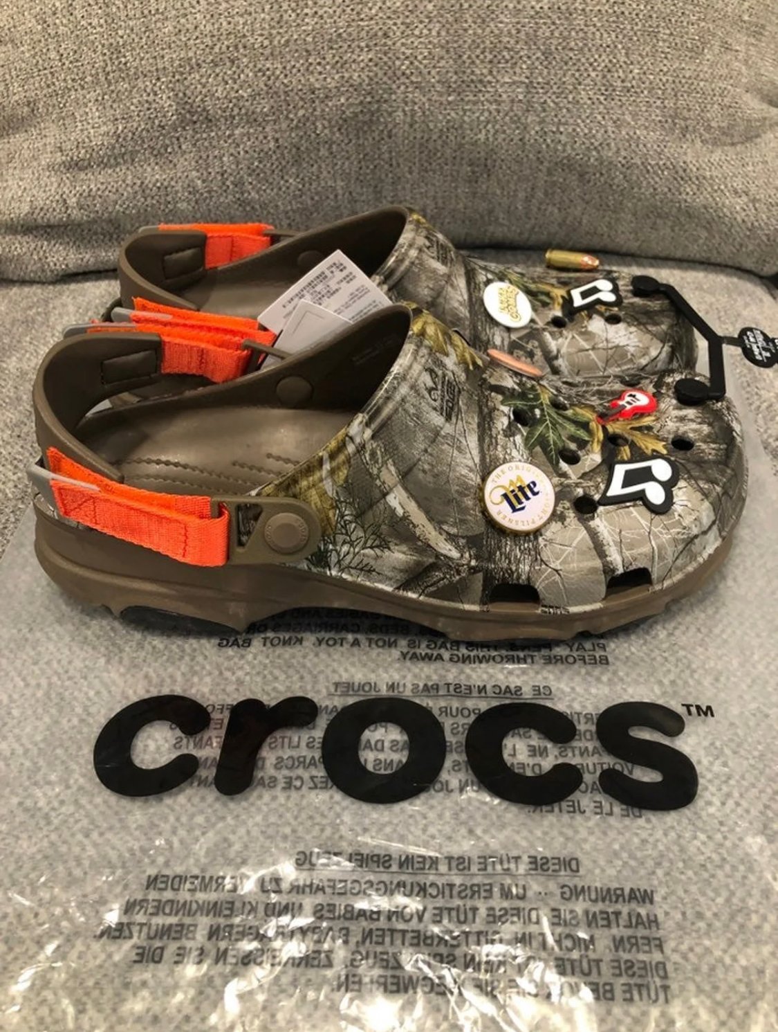 luke combs crocs clogs