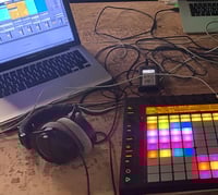 Learn to make electronic music. 10 sessions.