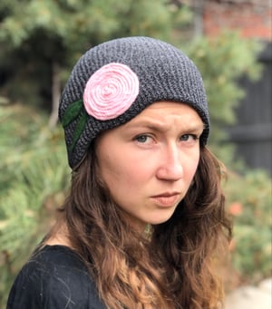 Image of Slouchy hat- light pink flower