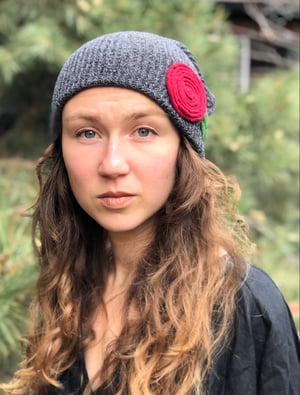 Image of Slouchy Hat-Deep red flower 